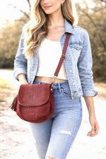 Borsa a tracolla nuova Made Italy in pelle scamosciata rossa croc goffrata stile borsa da sella