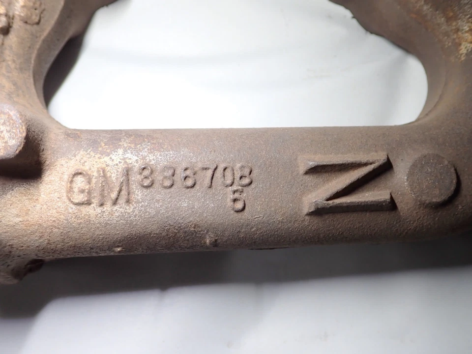 OEM GM Exhaust Manifold 336708 RH Passengerer's Side Camaro Chevelle Nova Impala - Image 3 of 4