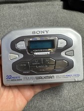 Sony Walkman WM-FX493 Portable Radio Cassette Player Silver AM FM Mega Bass