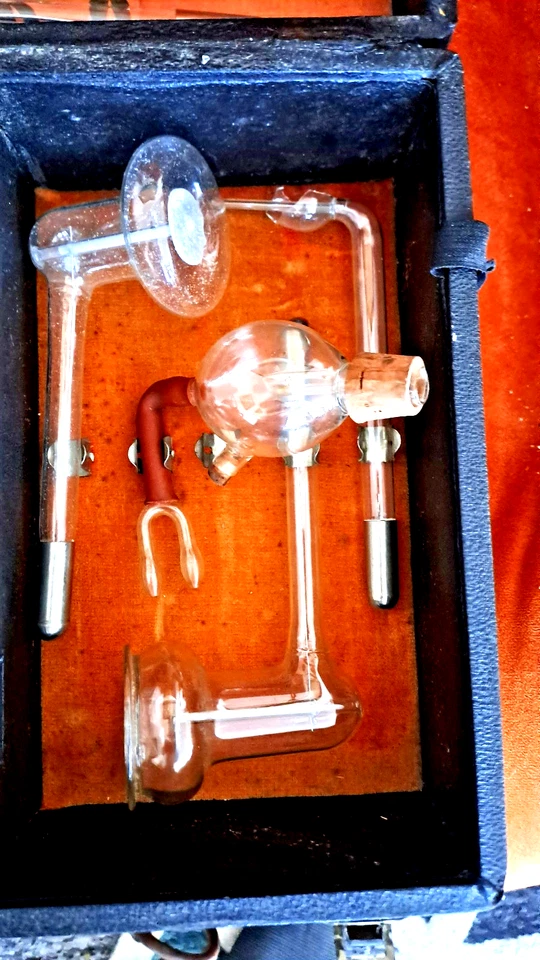 ANCIENNE VALISE D ELECTROTHERAPIE ANNEES 1930 40 MARQUE HEGROSAN GERMANY - Photo 3/4