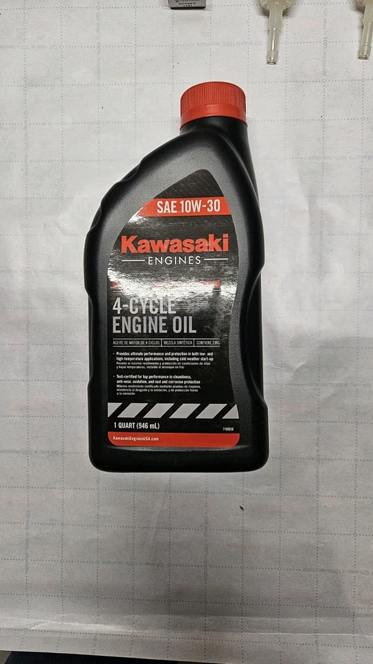 Kit de cambio de aceite Club Car Precident DS filtro de aceite OEM y aceite Kawasaki 10W-30 Foto 3 de 4