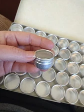 40 1.25" Round Storage Tins w/See-Thru Lid, Aluminum In Aluminum Case