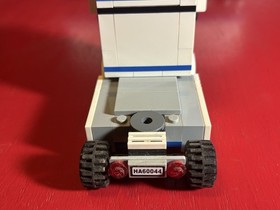 LEGO CITY: Mobile Police Unit (60044) Vehicle Only.