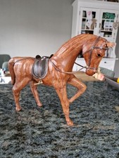 Vintage Pferd aus Leder Dekoration Statue 