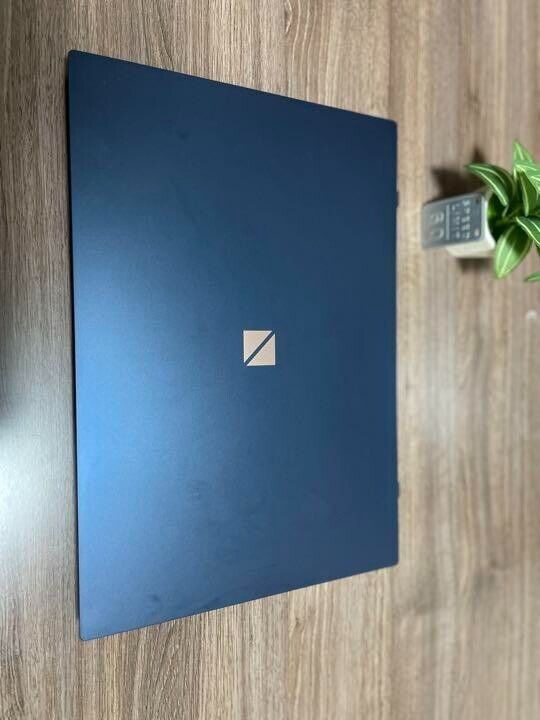 NEC LAVIE Navy Blue Model Number N1565/AAL Ryzen7 NEC LAVIE Navy Blue Model Number N1565/AAL Ryzen7