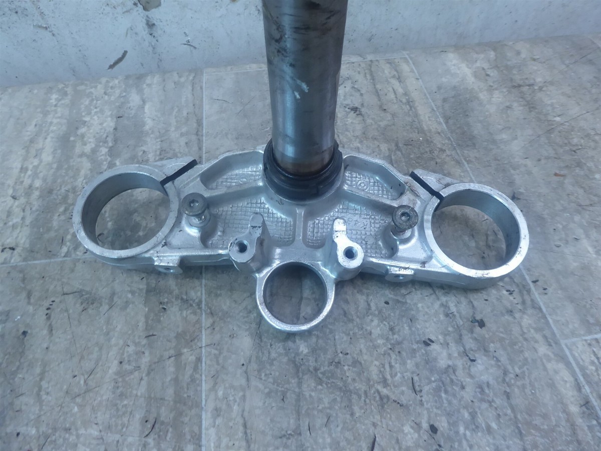 1996 Kawasaki ZX750 P Ninja K774) triple tree steering stem