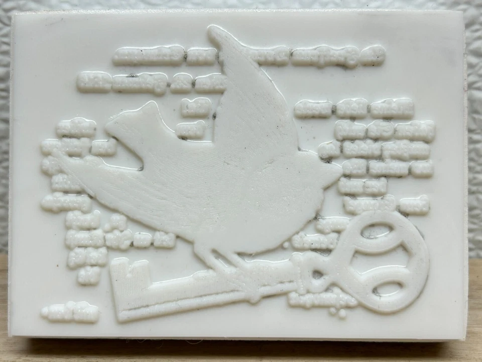 Sello de espuma La Blanche pájaro con llave nuevo-otro Foto 3 de 4