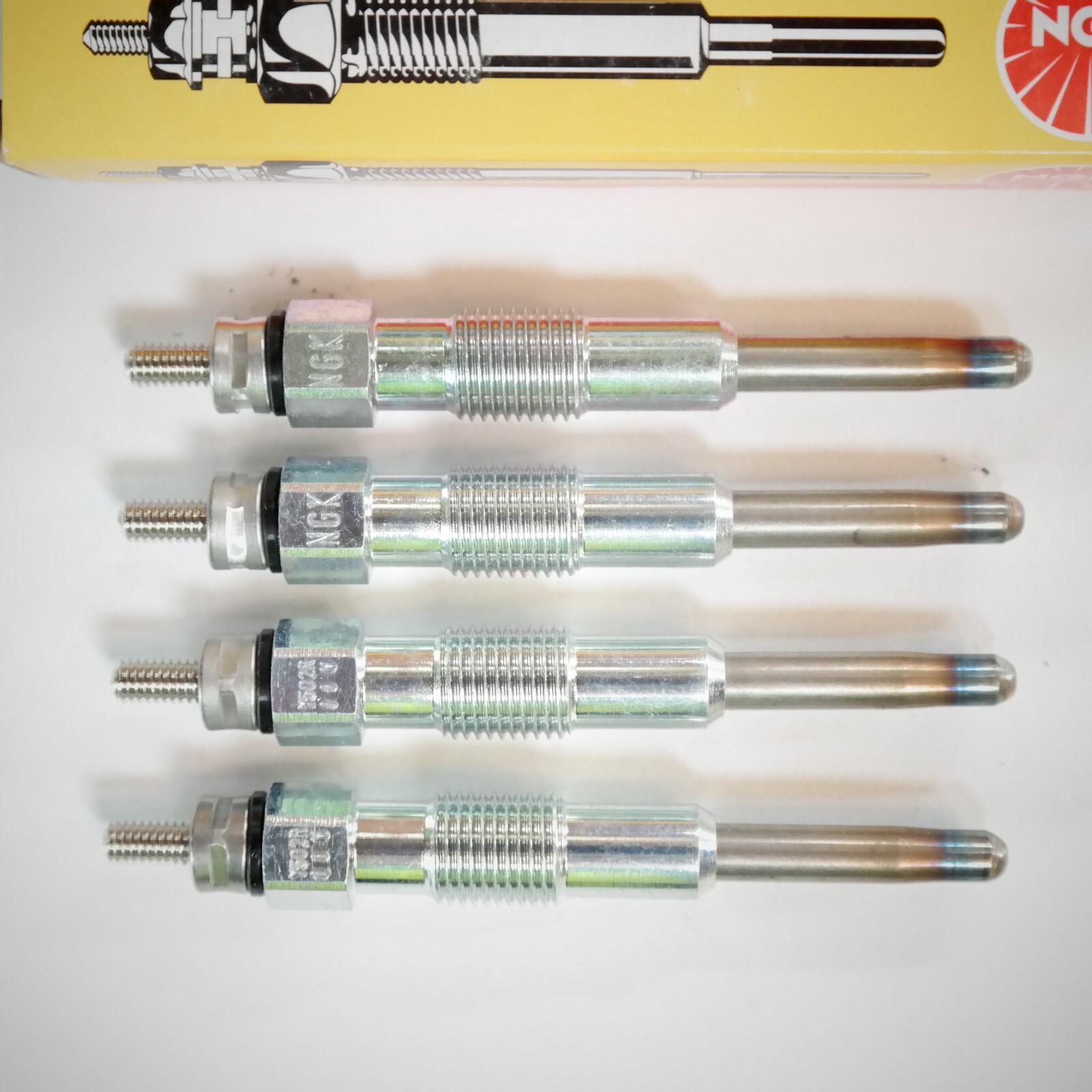 4 bougies de préchauffage NGK Y502R pour moteurs diesel HDI