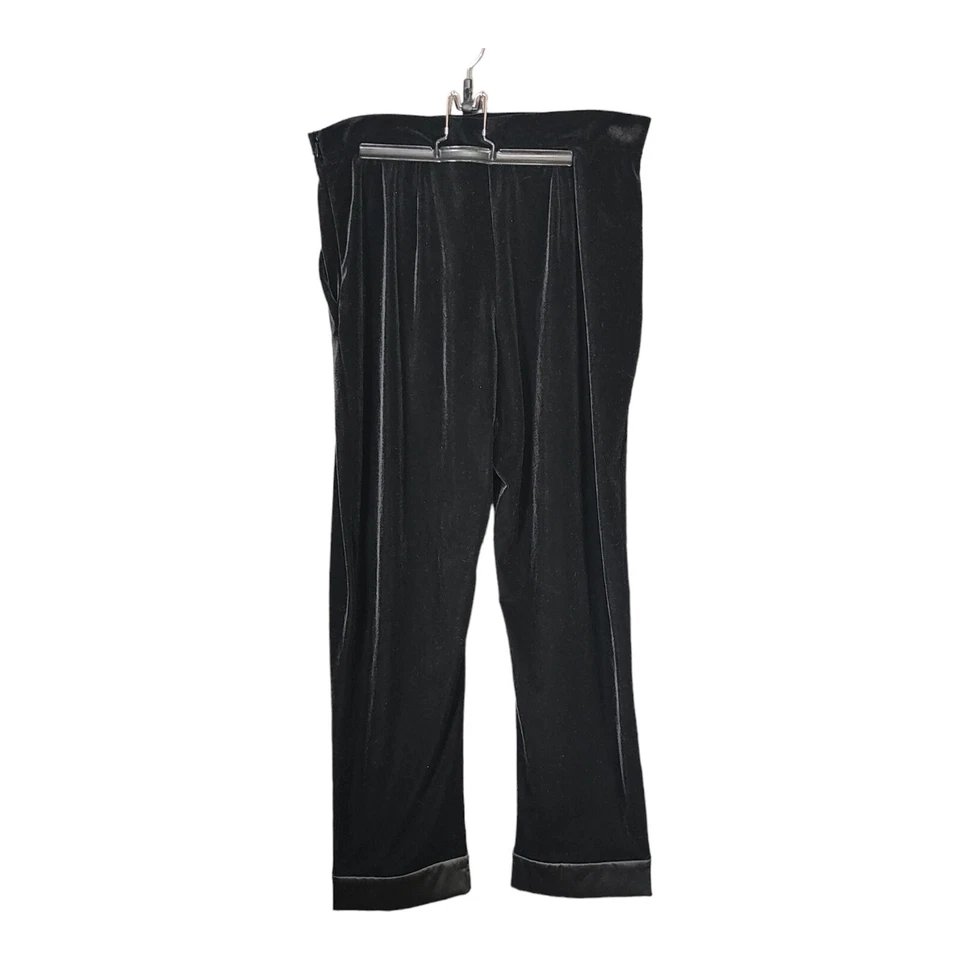 Pantalones de vestir Armani Collezioni 10 para mujer negros de terciopelo clásicos de poliéster Foto 2 de 4