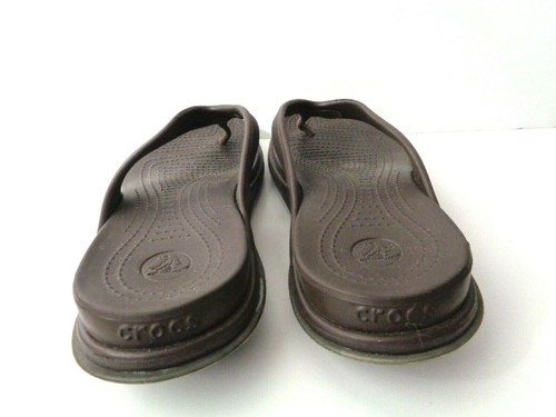 Sandalias tanga para mujer CROCS US 12M marrón chanclas con suela ondulada apilada - Imagen 6 de 8