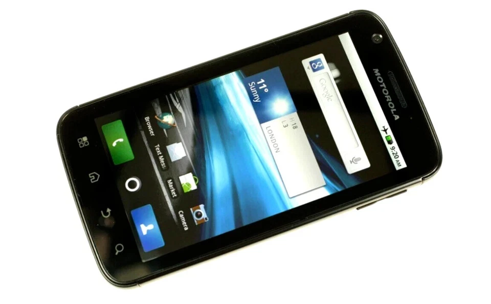 MOTOROLA ATRIX 4G MB860 16GB UNLOCKED CELL PHONE BELL TELUS KOODO ROGERS FIDO+++ - Image 3 of 4