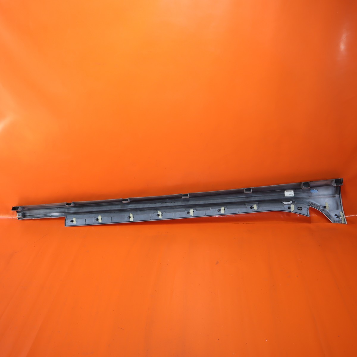 MASERATI GHIBLI ROCKER MOLDING LEFT DRIVER 2014 2015 2016 670010789 OEM