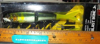 Jackall BLAST BONE JR. 5.9 IN, 1 OZ.  Color: RT AYU, SLOW FLOATING NEW