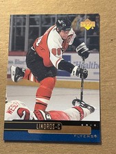 1999-00 UPPER DECK - ERIC LINDROS FLYERS  #94