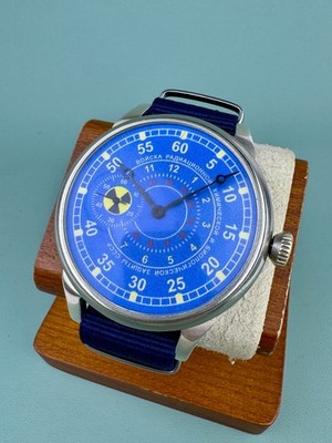 Molnija 3602 Radiation chemical protection Mechanical Wriswatch Vintage Men Ussr