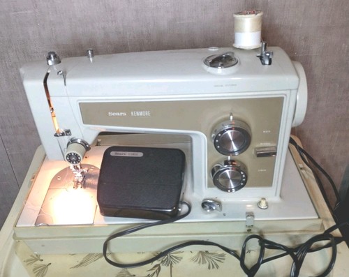 Vintage Sears Kenmore 158.13200 Sewing Machine w Original Case & Foot Pedal