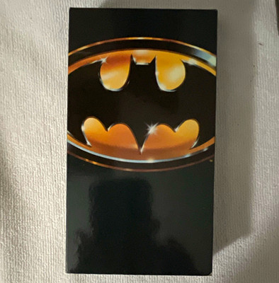 Batman- Warner Home Video VHS  (1989) PG-13 Full Screen Closed Captioned