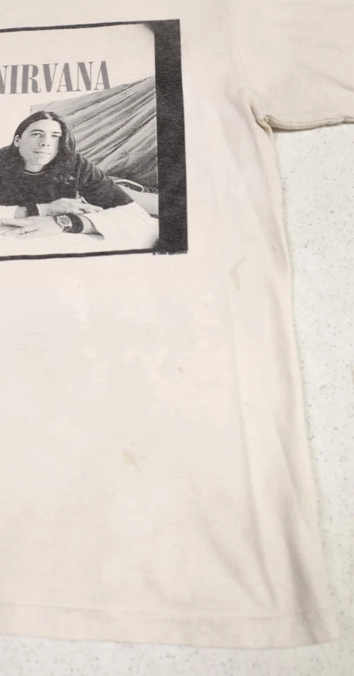 Camiseta De Colección Nirvana Original Blanco Yunque Mediana Grunge Banda Foto Camisa Años 90 Foto 3 de 4