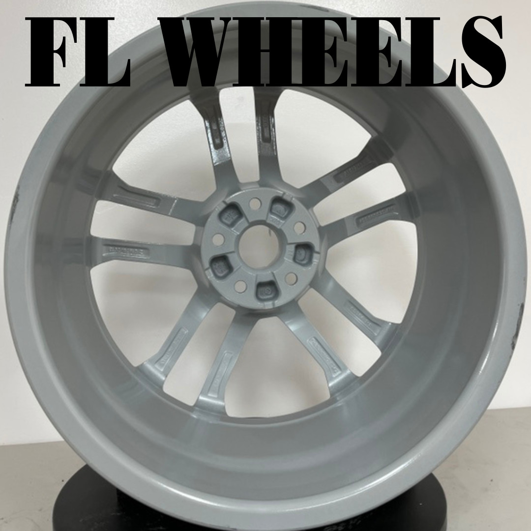 AUDI R8 2017 2018 19" FACTORY OEM REAR WHEEL RIM 59006 4S0601025A