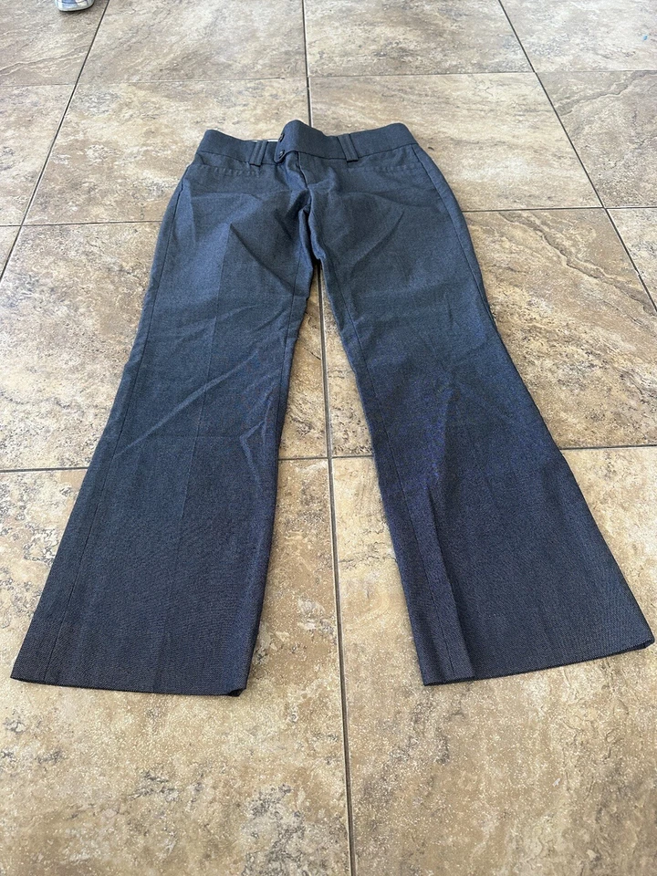 Pantalones de negocios acampanados Banana Republic para mujer talla 4 Foto 2 de 4