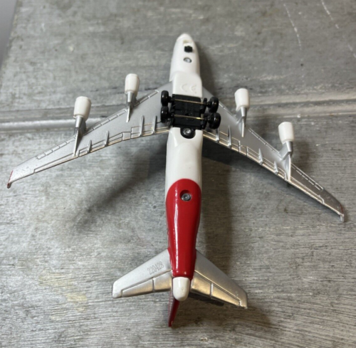 Qantas Aeroplane Airplane Airbus Vintage Diecast Metal Vintage Collectable - Picture 11 of 12