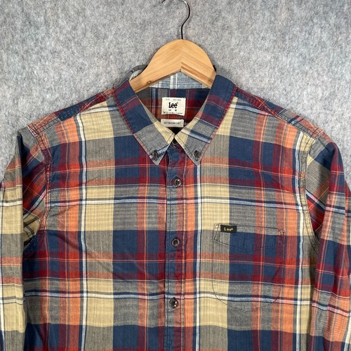 Lee Shirt Mens Medium Red Blue Lumberjack Plaid Casual USA LS Top - Picture 2 of 13