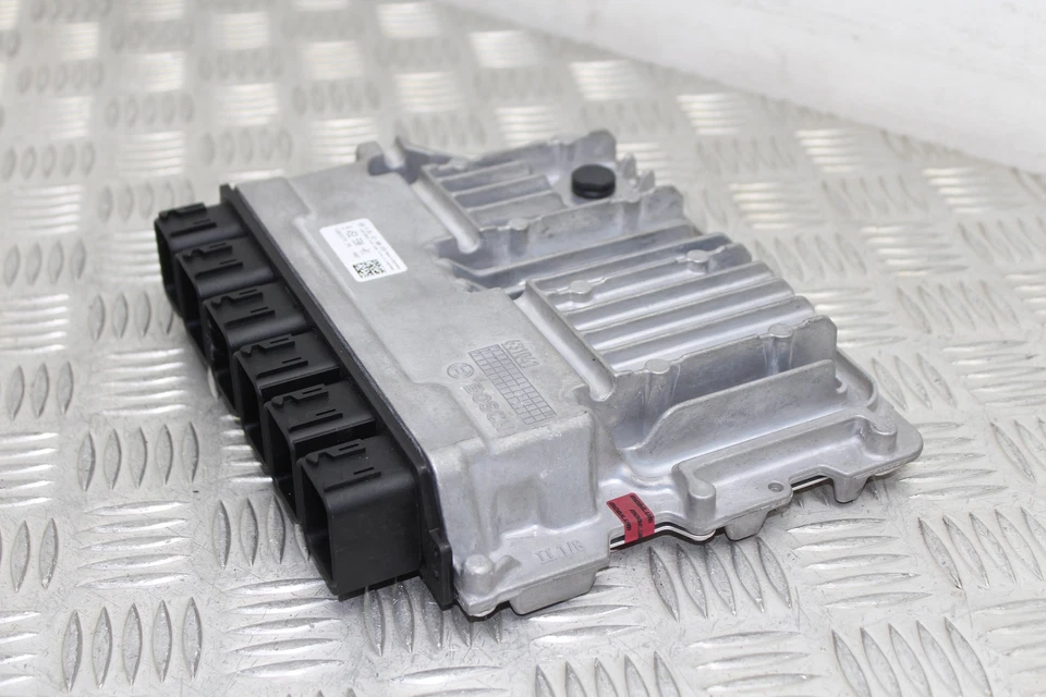 BMW X1 F48 (2015+) CENTRALINA MOTORE BENZINA 1,5 ECU 9452590 (N151) - Immagine 2 di 4