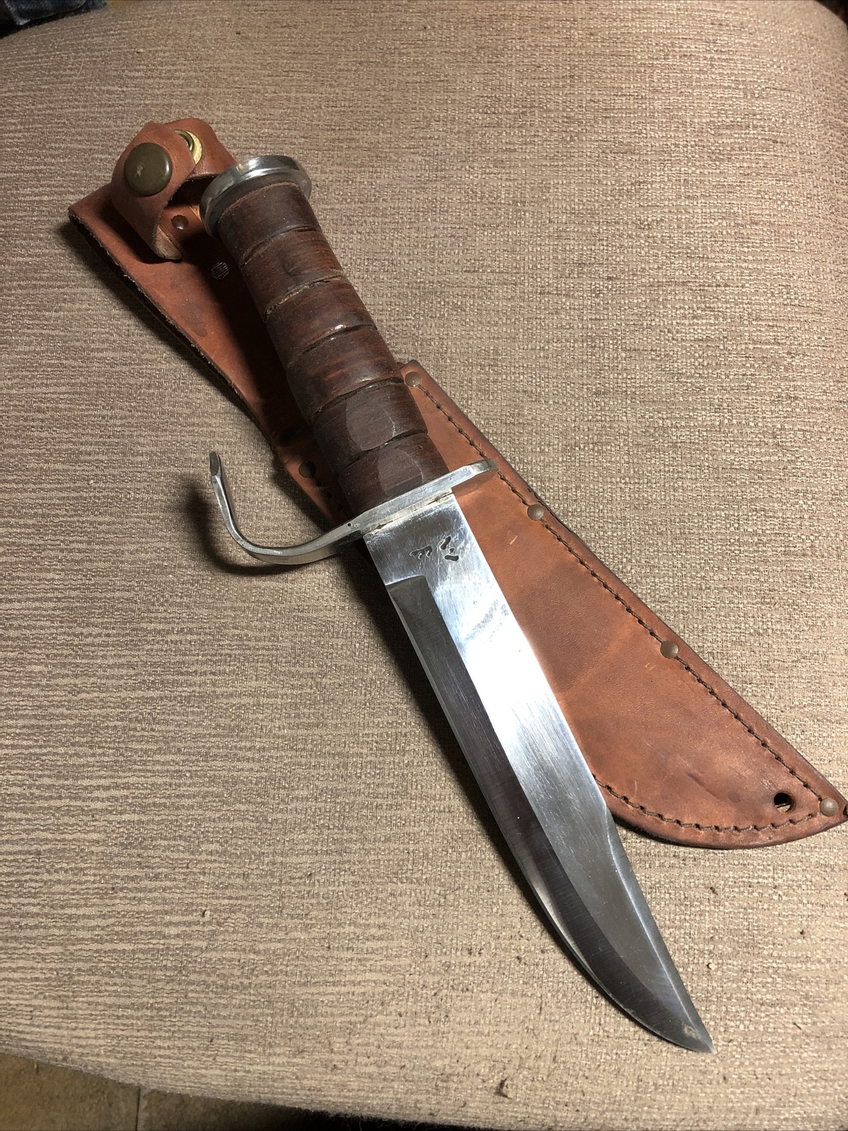“Wolf Handmade, Unused or Sharpened, Wolf Bowie, Large