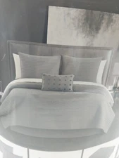 Chic Home Design Hayden 4 Pcs Embroidered Quilt Set Queen Size Gray