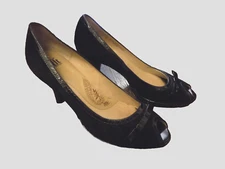 SOFFT 1015421 sz 9.5 Black Suede Patent Trim Bow Peep Toe 3" Heels EUC Pretty!