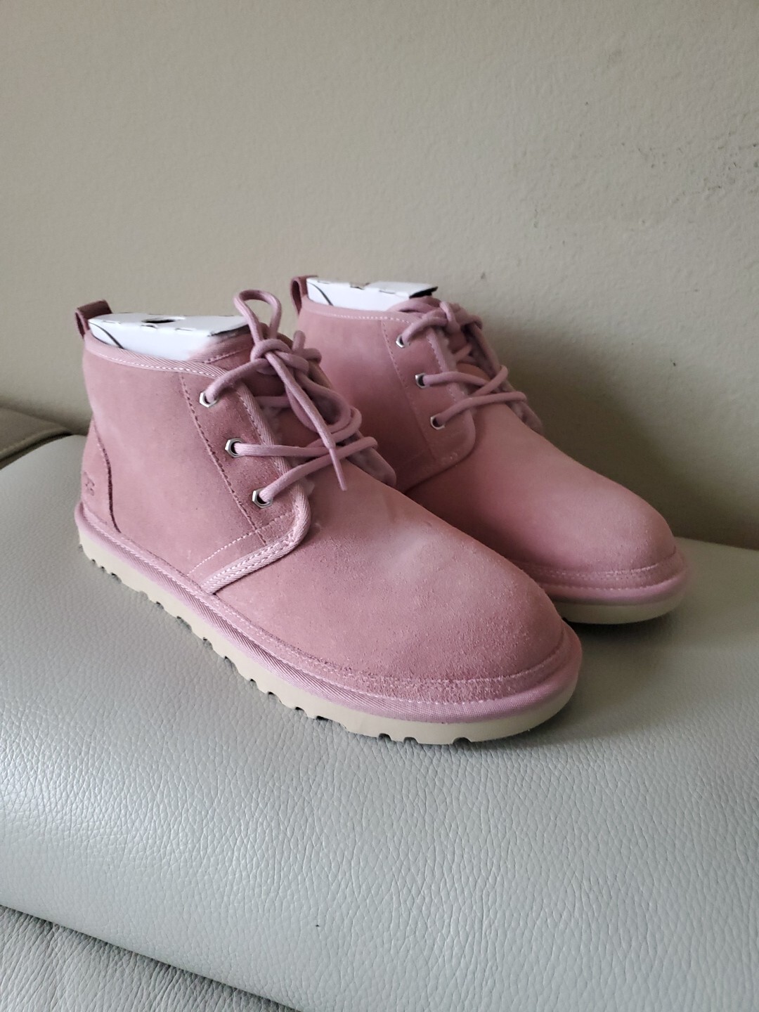 UGG Australia Women's Neumel Boot Original Box Size 10 image 2