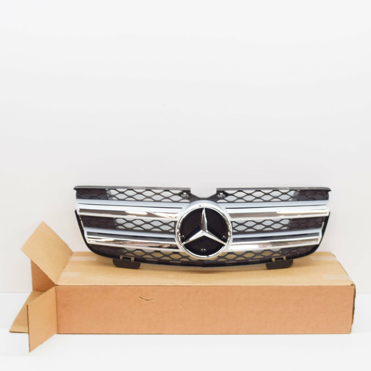 Mercedes GL W164 Front Bumper Grill Brilliant Silver