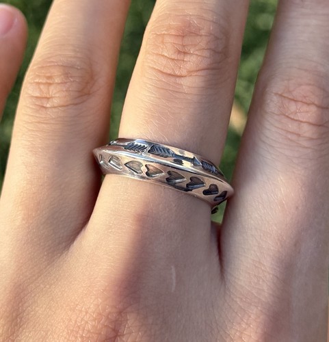 Sunshine Reeves 925 Sterling Silber Pfeil Herz gestempelt Wende Ring. Größe 10