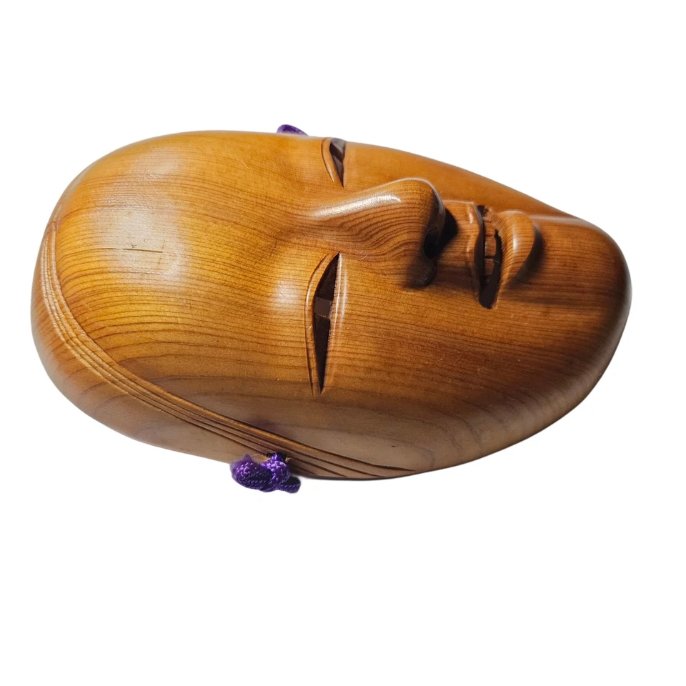 Máscara Noh de madera tallada a mano tradicional japonesa Ko-Omote (小面) de colección Foto 4 de 4
