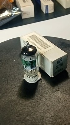 5751/ E83CC ~GE~ *General Electric* NOS elektronische Röhre/Ventil