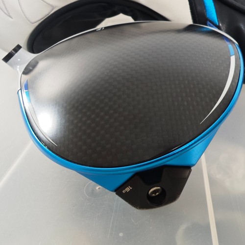 Taylormade SIM2 driver ( head only ) RH 10.5 degree w/cover - Picture 9 of 11