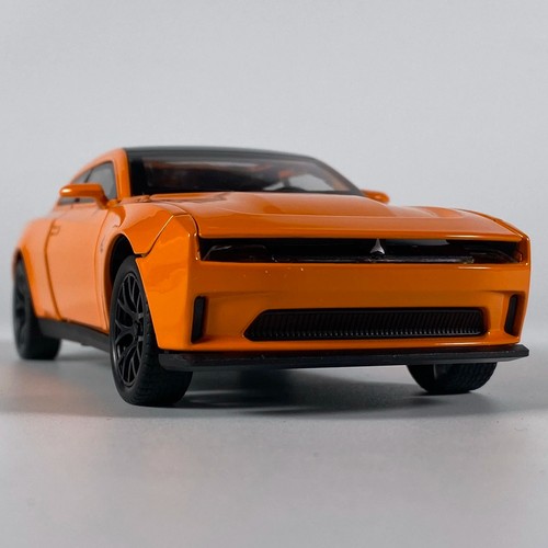 Caricabatteria Dodge 1:32 Daytona SRT EV Hellcat modellino in lega auto giocattolo in miniatura bambino NUOVO - Foto 4 di 21
