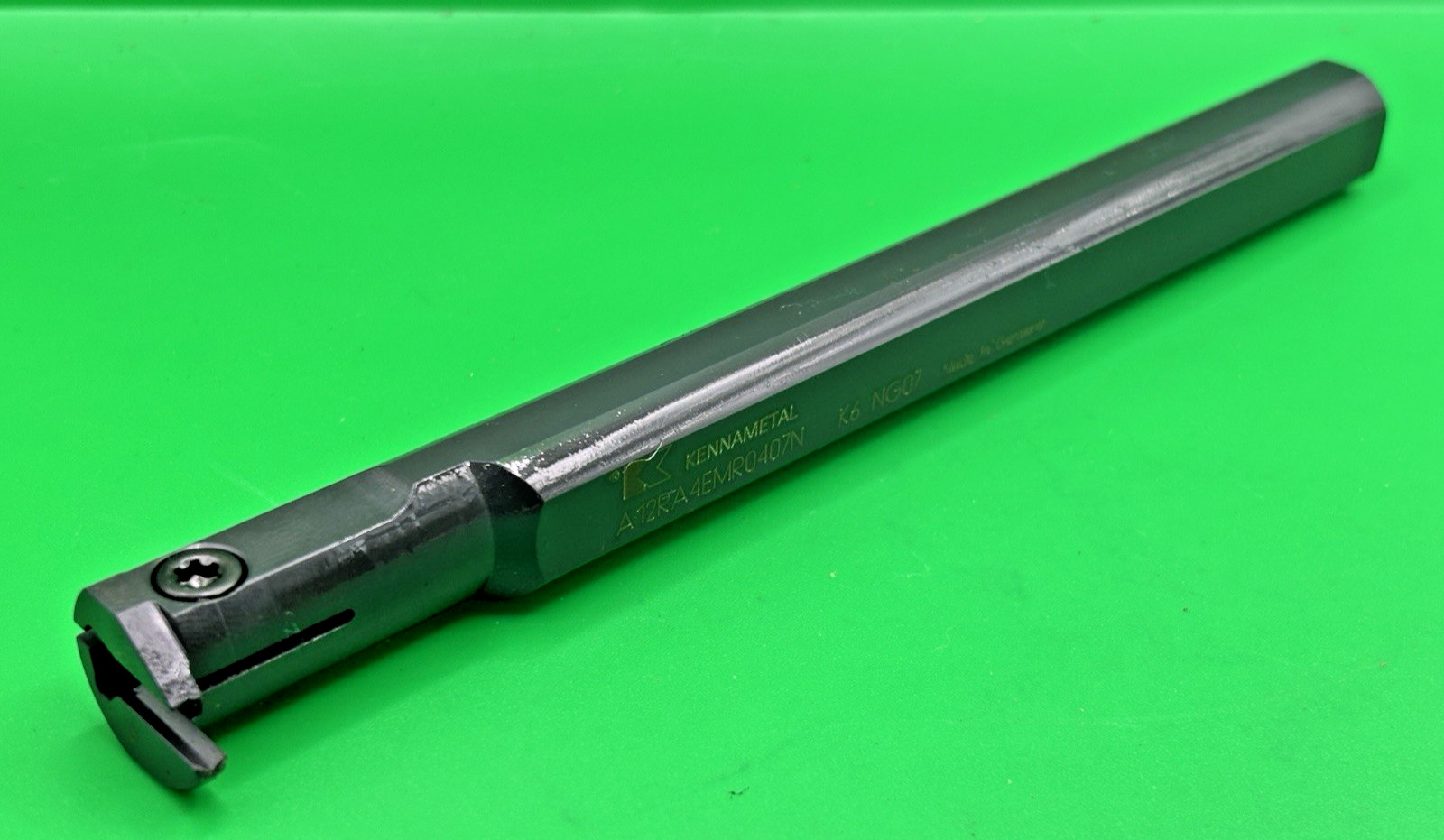 Kennametal 3/4" A12RA4EMR0407N Indexable Grooving Bar 8" OAL Min Bore 0.984"