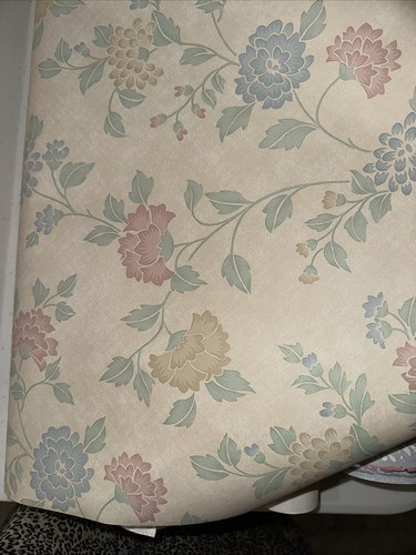 Mixed Lot of Vintage 9 Rolls Of Wallpapers Mixed Patterns LOOK! Not Full Rolls - Picture 5 of 11