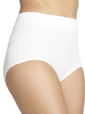 Warners Women's No Pinching No Problem Tailored Modern Brief WR5738