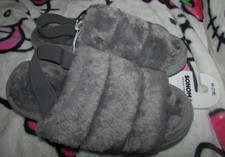 Sonoma Women's Grey Fuzzy Slide Slippers w/ Strap- Size M 7-8, New With Tags