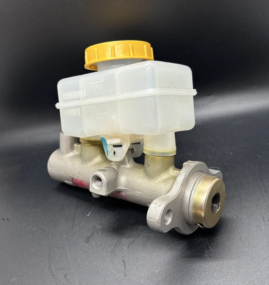 Centric 130.47025 - Centric Premium Brake Master Cylinder - Image 3 of 4