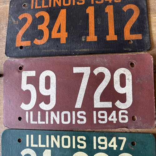 Vintage WW2 Era Illinois Fiberboard License Plates 1945,46 & 47 - Picture 5 of 13