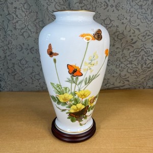 Franklin Porcelain Vase | eBay