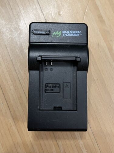 Wasabi Power Battery Charger for GoPro HERO3, HERO3+ - Picture 1 of 2