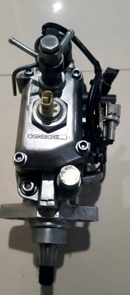 TOYOTA 1KZ TE FUEL INJECTION PUMP 22100-67070 - image 2 of 3