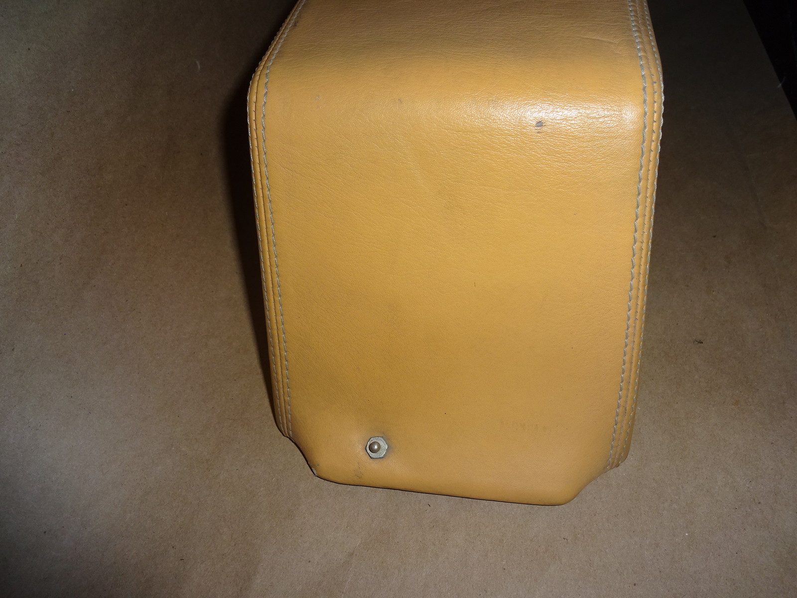 Ferrari 355 Top Pump Cover Hydraulic Moulding 64418100