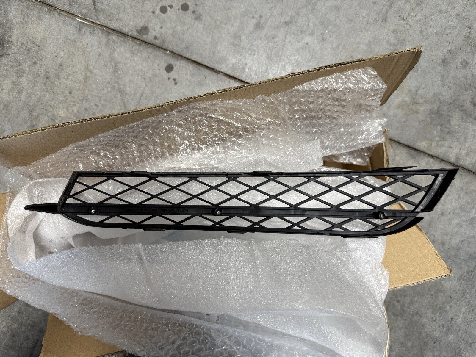 Audi R8 Tow Eye Cap Cover 420807241C