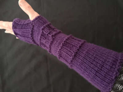   Unisex Knit Fingerless Gloves Mittens Armwarmer Made in Canada