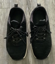 Men’s Orthofeet Black Lava Stretch Knit Sneakers - Size 8W - EUC 